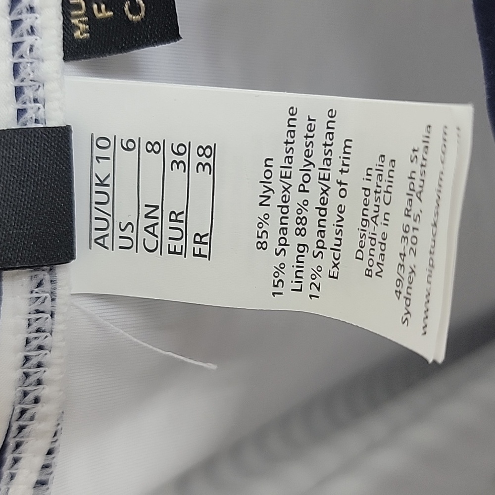 NWT. Nip tuck one piece swimsuit size 6 - Picture 15 of 15